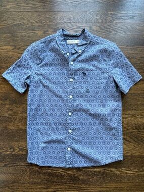 abercrombie kids Navy Blue Short-Sleeve Button-Down Shirt with Floral Print